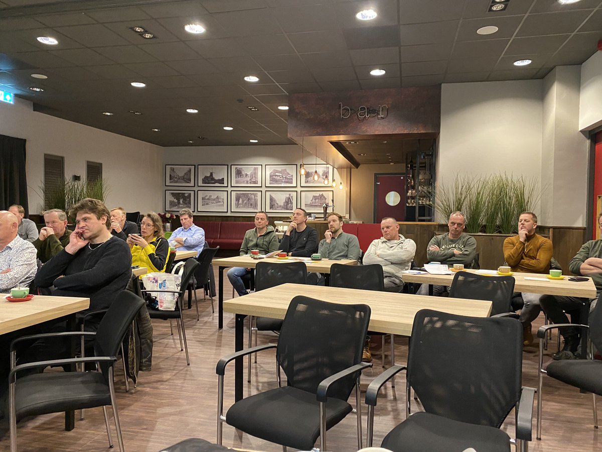 knkb's tweet image. Eerste Regiobijeenkomst KNKB in Holwerd 

#knkb
#kaatsen
#keatsen