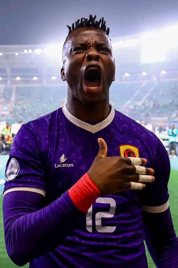 O kadù é um ser com uma luz 💡 grande, que Ngana o vigie sempre🇦🇴🙏🏾🥰