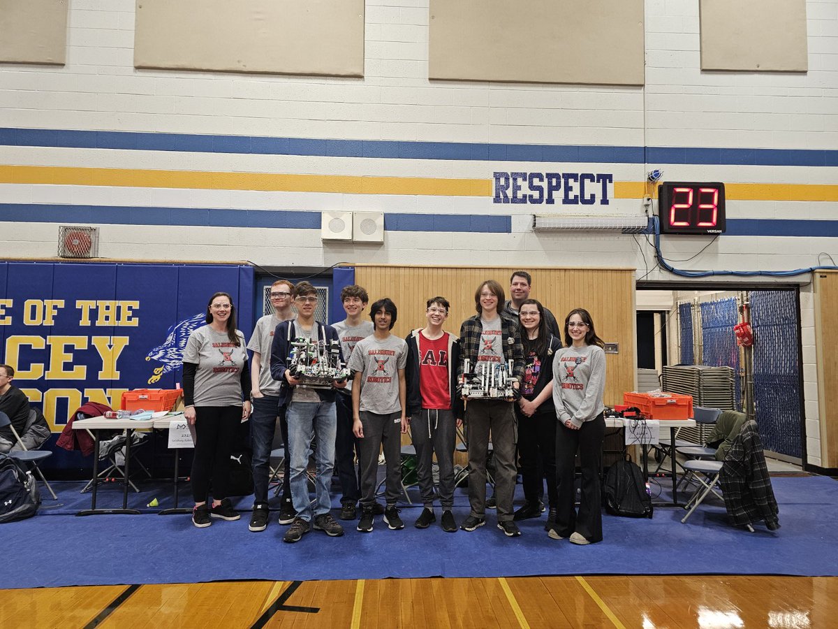 SalComp's tweet photo. Congratulations to the Sal -Facey Alliance Team at the Northern Alberta Last Chance Robotics Qualifier at Bev Facey on February 4. The Alliance Team qualified for Provincials in Red Deer on March 16. Way to go! #salcomp #thefaceyway #eips https://t.co/S1TFg8qo5q