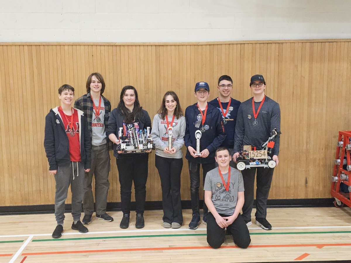 SalComp's tweet photo. Congratulations to the Sal -Facey Alliance Team at the Northern Alberta Last Chance Robotics Qualifier at Bev Facey on February 4. The Alliance Team qualified for Provincials in Red Deer on March 16. Way to go! #salcomp #thefaceyway #eips https://t.co/S1TFg8qo5q