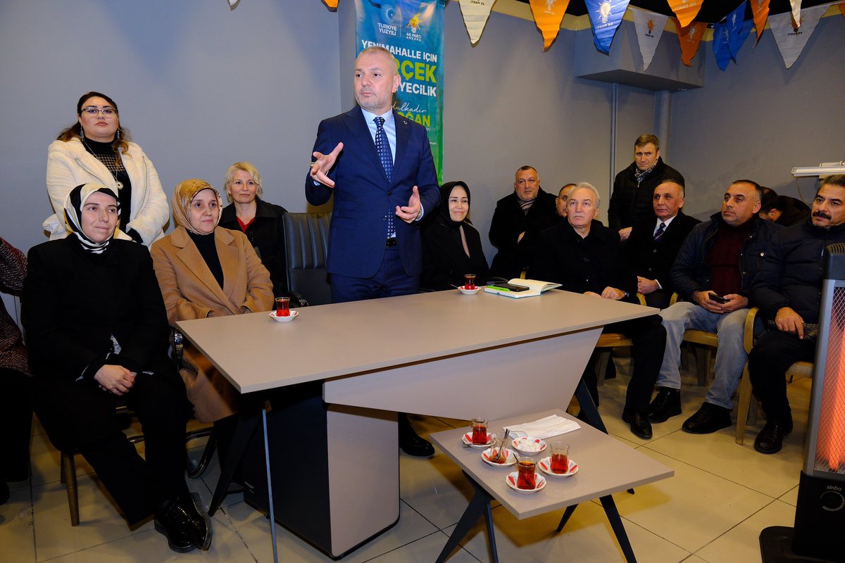 a_kadiraydogan's tweet photo. 📍 Şentepe SKM

Ankara Milletvekilimiz Sn. Asuman Erdoğan ile birlikte Şentepe SKM’deyiz. 
Yenimahalle’yi hak ettiği belediyecilik hizmeti ile buluşturana kadar durmak yok yola devam.

#Cumhurittifakı
#CumhurbizimTürkiyehepimizin
#YenimahalleİçinDoğruKarar
#yenimahalledeğişimehazır
