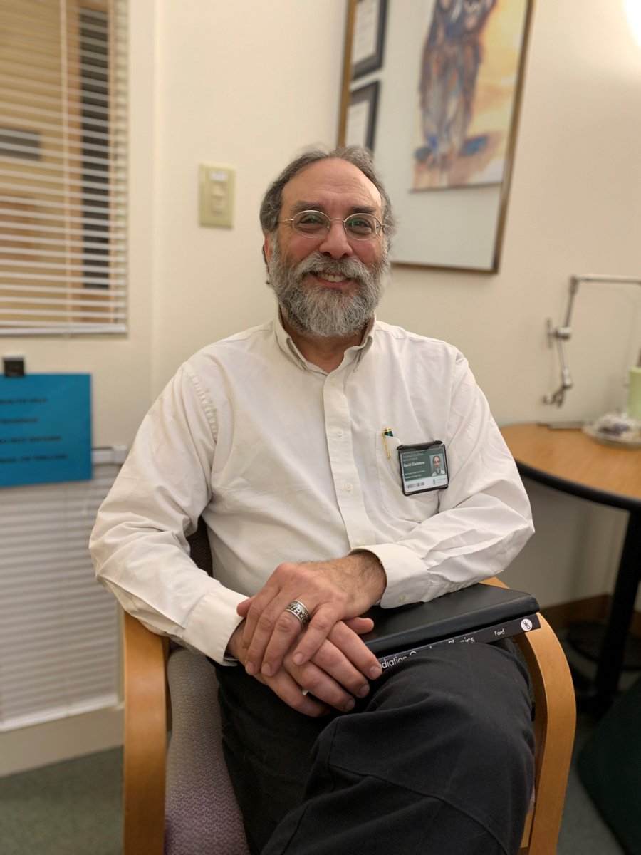 Meet Dr. David Gladstone. He is a vital part of the research culture here at #dartmouthradonc. His lab currently focuses on Cherenkov emission and scintillator imaging, as well as on ultra-high dose rate irradiation to illicit the normal tissue sparing FLASH effect.