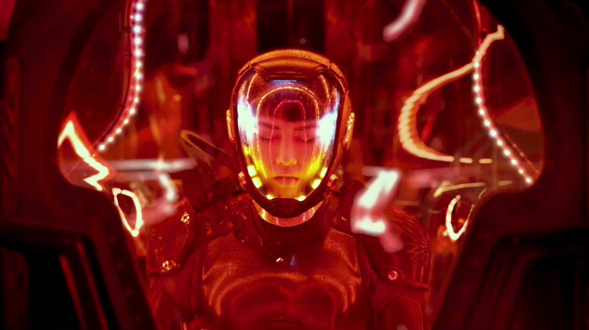 guillermo-del-toro-s-pacific-rim-is-now-streaming-on-netflix-see