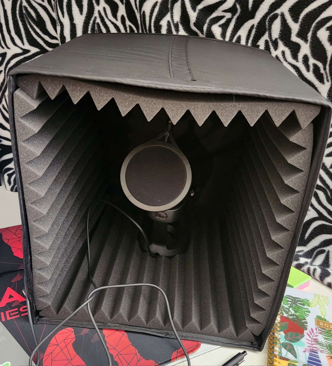 Kimberlyannasky's tweet photo. I have upgraded some equipment to help with the echo issue on my mic for future recordings!ππππ§
My deepest apologies to everyone I have not been VAing for a whileπ
I'll explain in the next post!π
#KimberlySky #BogUpDate #LifeInGeneral https://t.co/5nLXwiaDM5