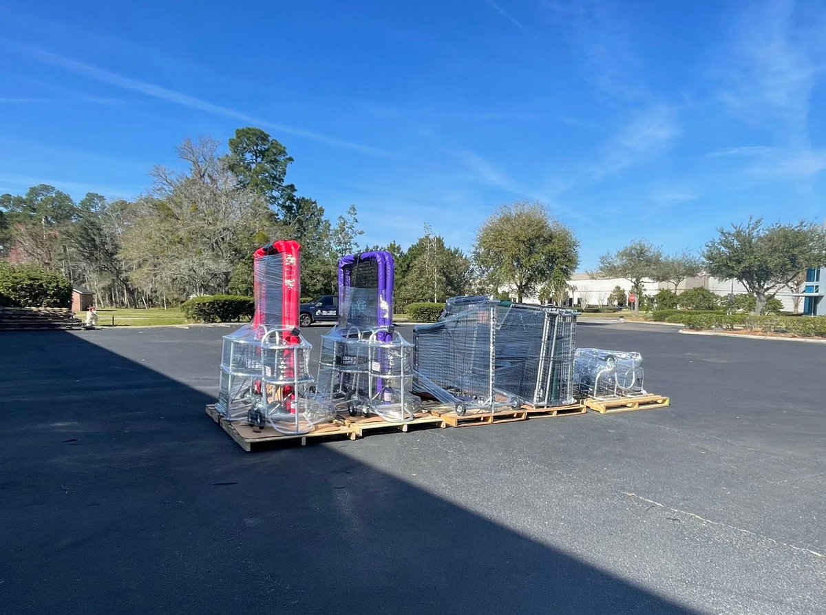 BurbankSportNet's tweet image. A beautiful day to ship out some nets! ⚾ ‼️ 

Share your setup with the hashtag #AnotherBurbankNet to show off your new netting! 

#MadeInTheUSA #SportsNetting #BattingCages #BallCarts
