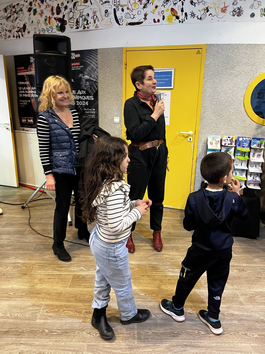 jouve_fabien's tweet photo. « Retrouver l’innocence de l’enfance »ds l’#abecedaire 🦩🪲 réalisé par les écoles #maternelles Averroès et Picasso.
La plasticienne et illustratrice N.Trovato a partagé ses techniques de découpage lors de sa résidence portée par @montpellier_ @34Dsden et @MinistereCC
Beautés 🤩 https://t.co/VyY5wgPTHI
