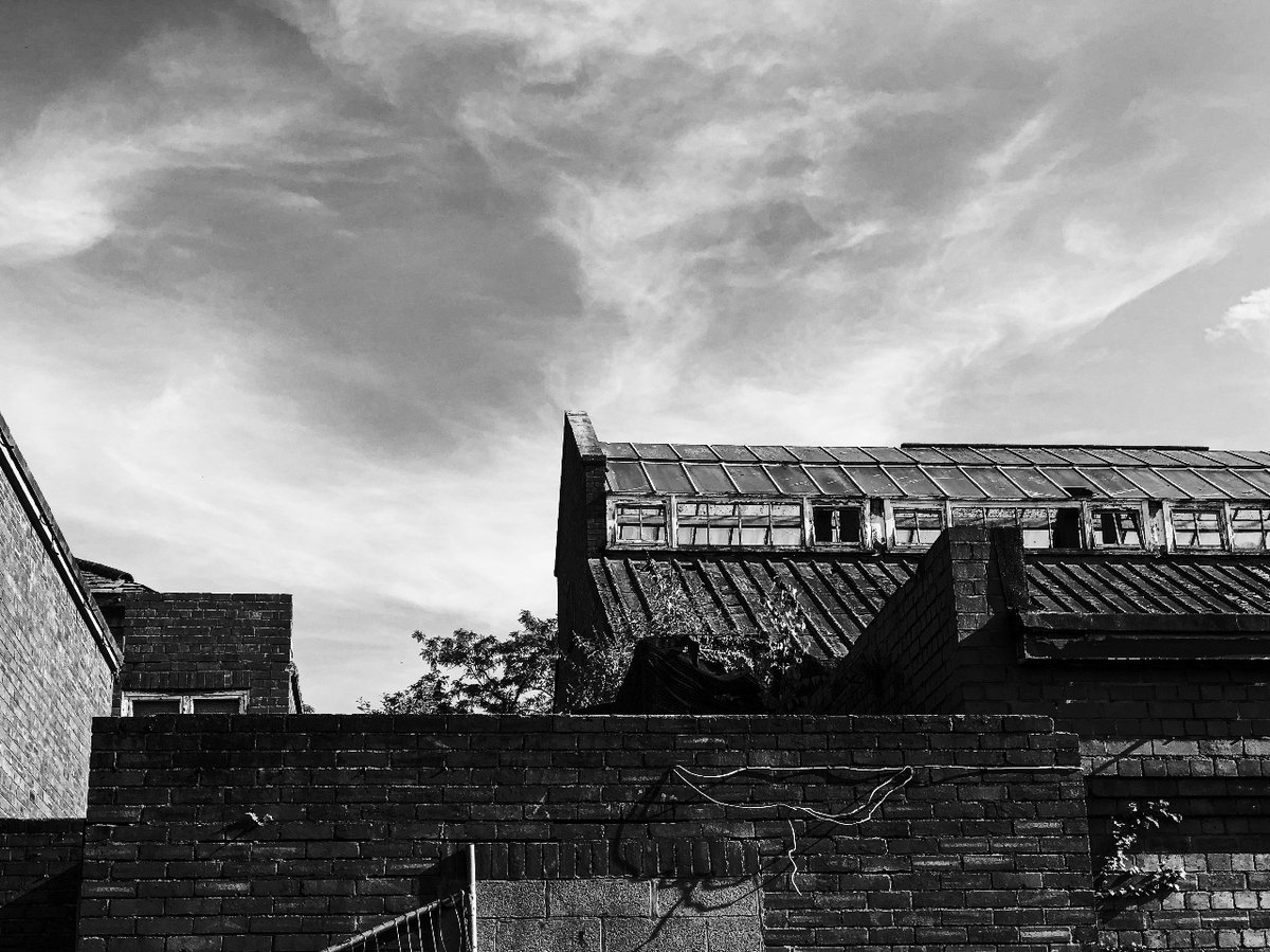 beginnersmind_'s tweet photo. abandoned
.
.
.
#photography #photographer #photooftheday #photographypromotion #streetphotography #blackandwhitephotography #expressandstar #streetphotographyuk #streetphotographer #iphonephotography #phonephotography #phonography https://t.co/Fuajn4b3g2