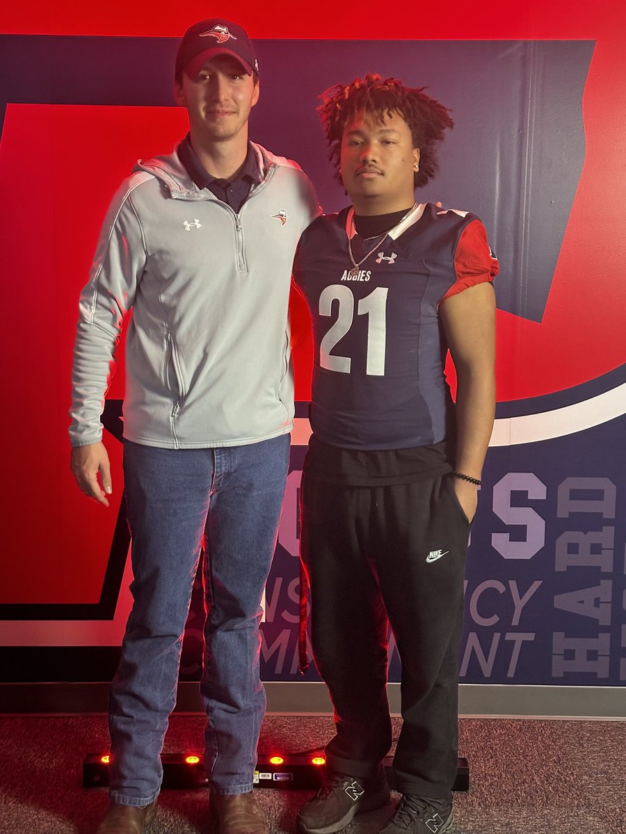 NickRobinson121's tweet photo. #AGTG After a great conversation with @CoachKKerns I’m blessed to receive an official offer from @OPSUFootball  
@Coach_Miller21 @FootballCache @Coach_TThompson https://t.co/yXfn4j1Ccz