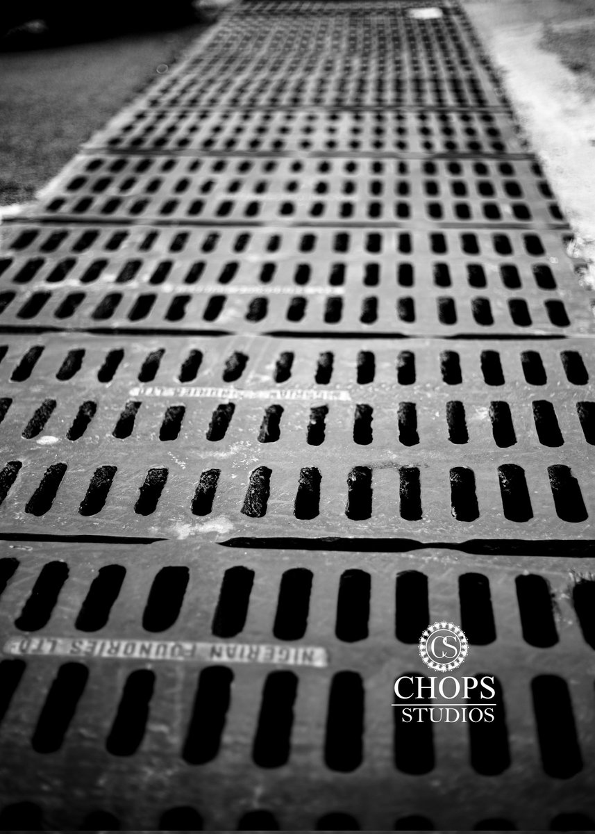 Fingerchops2's tweet photo. Today was all about Pattern Photography Project! In this project it is about photographing objects with repetitive patterns. I love the fact that these images are in monochrome.
@saphotoAcademy
#ChopsStudioz https://t.co/upE0ZqkttP