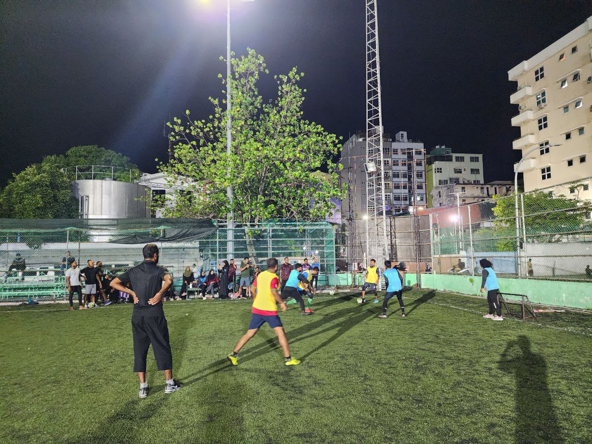 LgaClubMv's tweet photo. 03.02.2024
Played great futsal, scored some epic goals and had a blast at LGA Club's 3 on 3 Futsal Cup 2024! ⚽🏆 Kudos to everyone who brought their A-game and thanks to all of our members for making this a thrilling event – teamwork, skill, and loads of fun! https://t.co/fNJ6VfpRFc