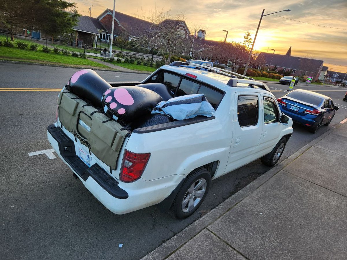 Get Out The Float tweet media