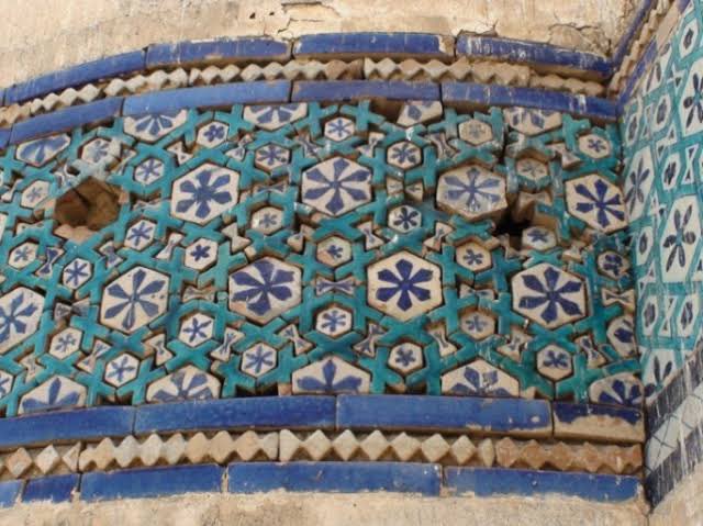 RisingPainter's tweet image. #tomb #hexagon #islamicpattern #artist #artwork