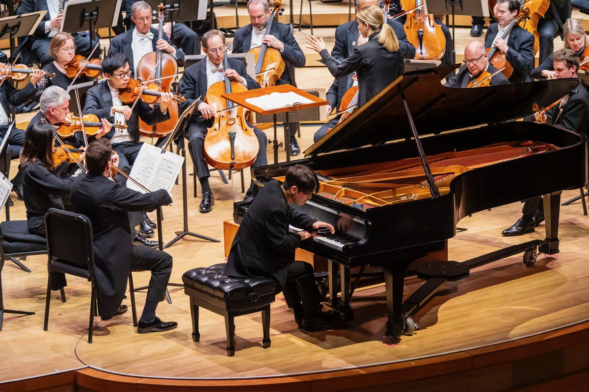 SeongJinCho's tweet photo. Thank you, @CleveOrchestra and @KCanellakis!

© Alex Markow https://t.co/YyzRDFzDM6