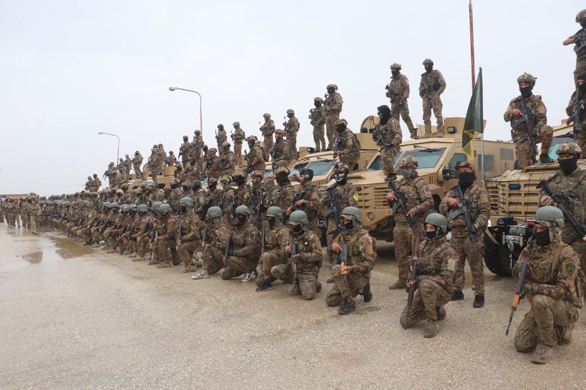 Brwa_ibrahim8's tweet photo. #SDF
#KOMANDOS
#YAT
#YPJ
#NoISIS, #alHawl, #Security https://t.co/1kL4VINBW4