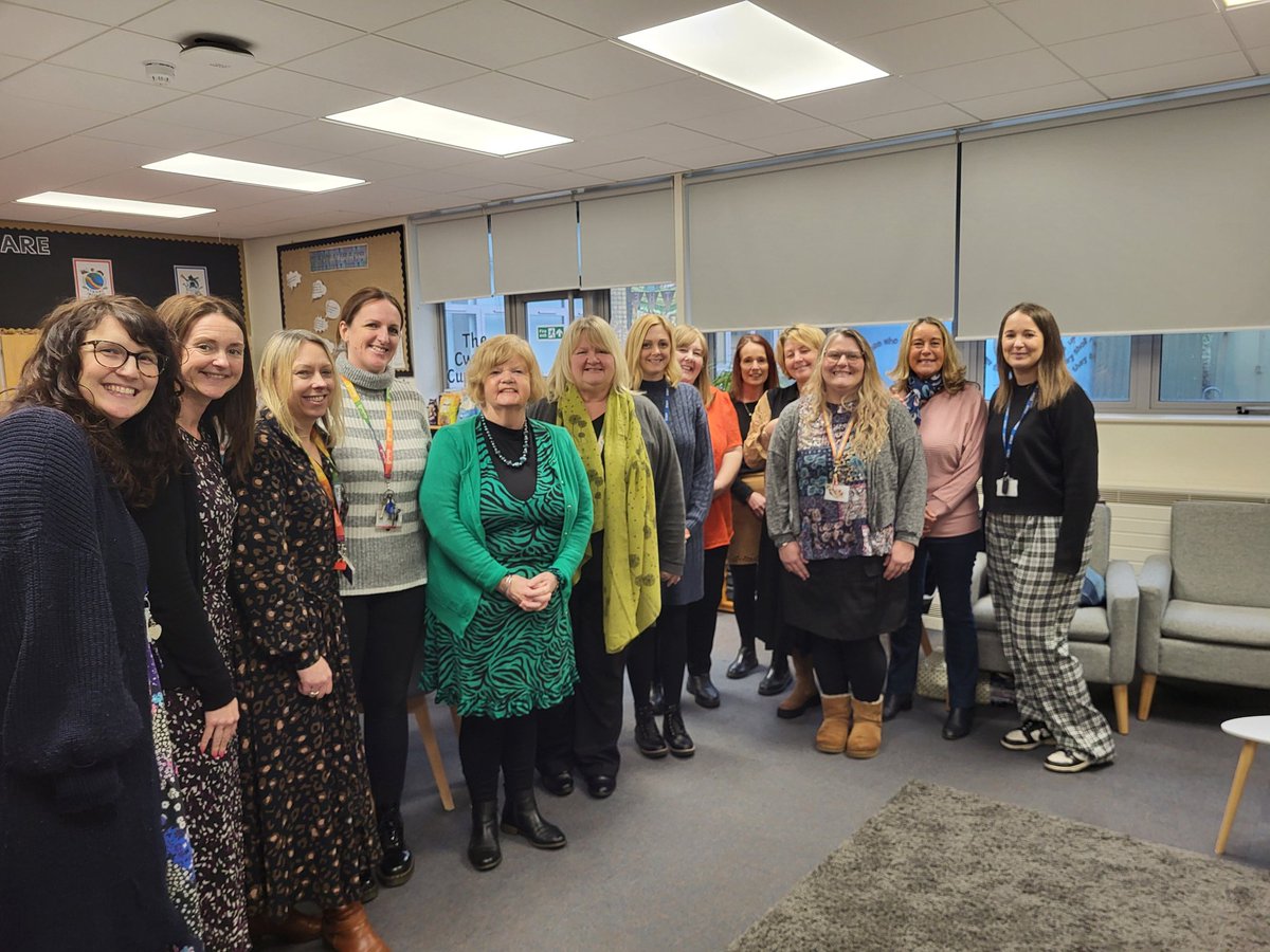 CFSMPENCOED's tweet photo. Thankyou Sue @FceGyg for coming along to meet the BCBC FEO Network today. A very informative session with lots of ideas and information sharing by everyone. Lovely to welcome 3 new FEOs to the group too. @WG_Education @CSCJES @BridgendCBC #networkingatitsbest #partnerships https://t.co/i3yzPZPomC