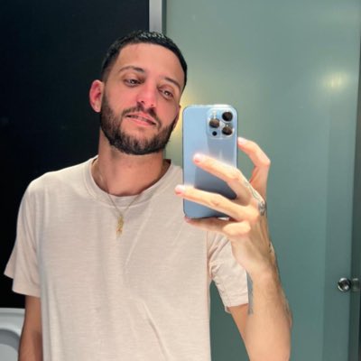 AndresF9696's tweet photo. #NuevaFotoDePerfil https://t.co/esmv6VDakW