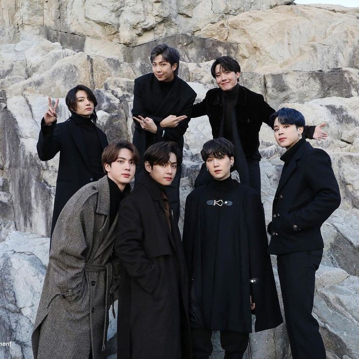 btspotifycentre's tweet photo. .@BTS_twt has surpassed 37.8 BILLION streams on Spotify across all credits! https://t.co/BA9cdbwWZY