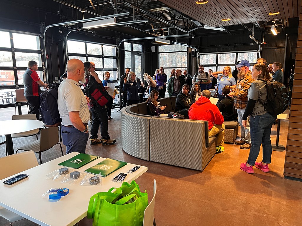 USEngineering's tweet photo. Last week we were honored to host @PLTWorg’s Annual Teacher Mentor Day. 50 middle and high school educators met at our headquarters in Kansas City for professional development and STEM career discovery led by regional partners and U.S. Engineering team members. #LeaveALegacy https://t.co/Dm2dv9dxS5