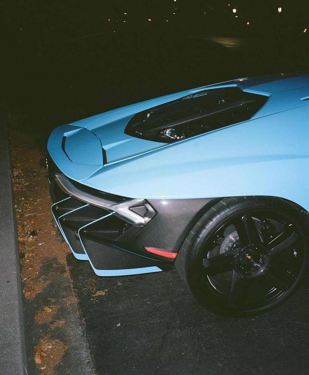 VINTAGE (@carsighting) on Twitter photo 