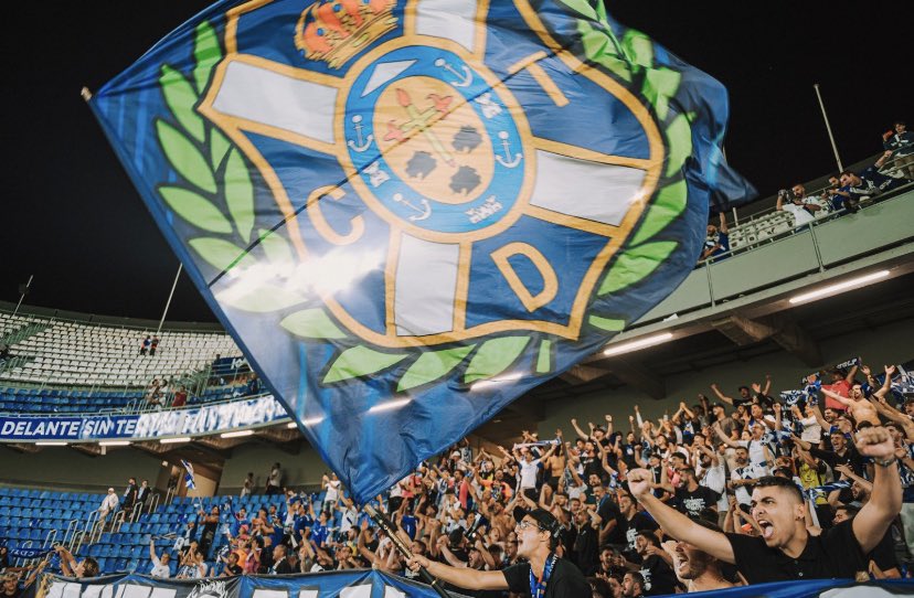 DepresionCdt's tweet photo. Si en las buenas te quiero , en las malas te amo https://t.co/g6vLuqVhtk