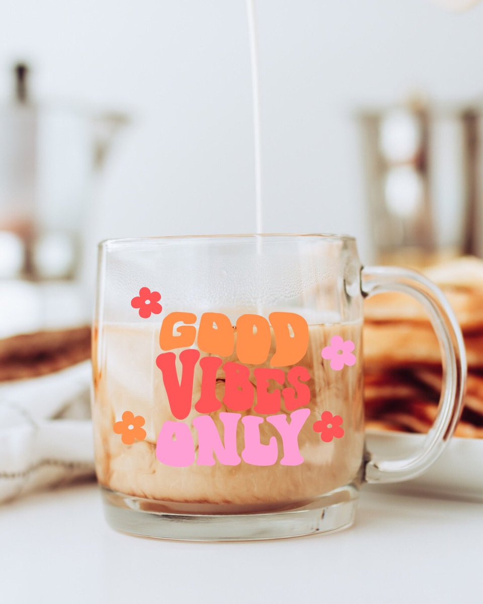 BagsofFavours's tweet photo. This mug sticker is new in our shop 

https://t.co/1Mg43SxNpb

#womaninbizhour #mhhsd #inbizhour #etsy #CraftBizParty #SmallBusiness #giftideas https://t.co/rpSQYNq5Xi
