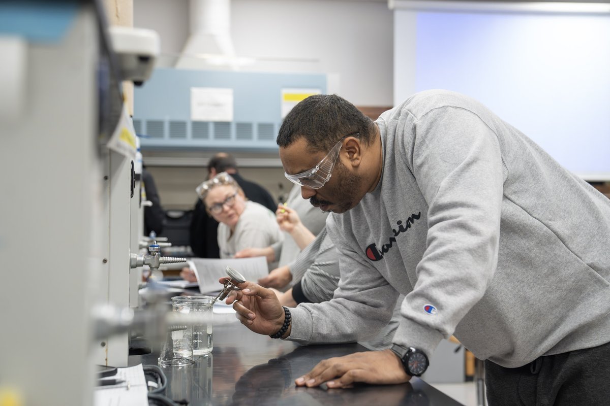 OwensCC's tweet photo. Our very first Water Treatment Professions cohort!
The #owenscc Water Treatment program is giving our students the skills they need for a career in the public water and wastewater industries.
Learn more about the free program 🔗 https://t.co/CiBBrz8Pz7
#YSSH https://t.co/AkFcLd8pff