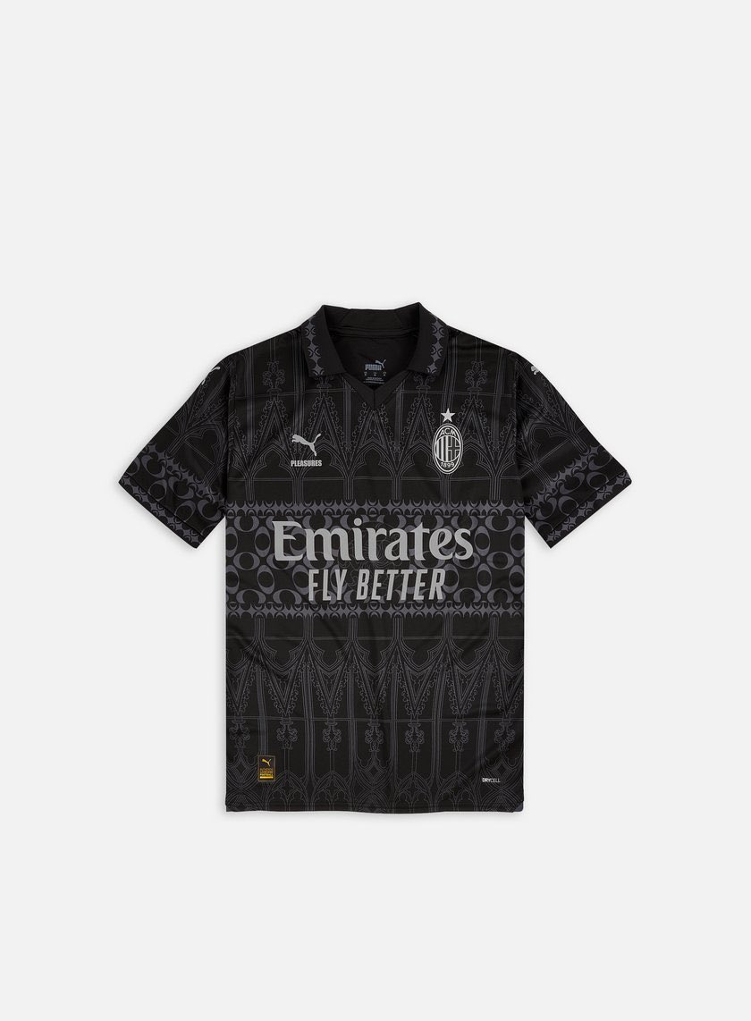 JustFreshKicks tweet media