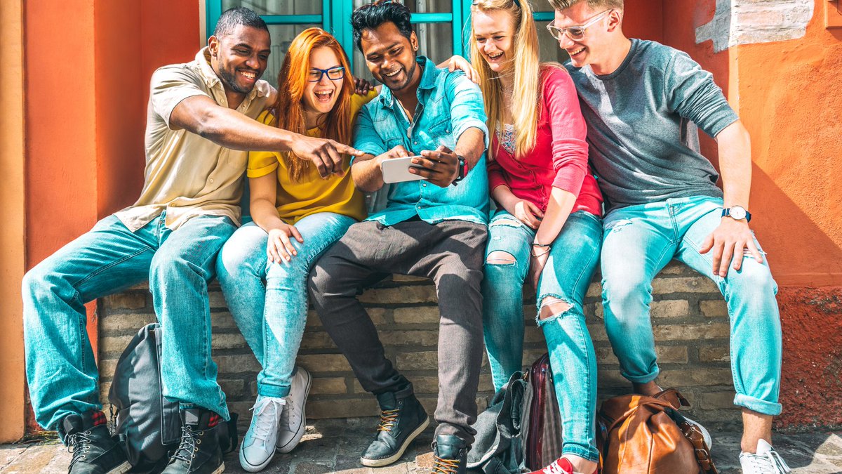 socialyaapt's tweet photo. 🤯 Escape the pressure to conform. Yaapt Nooks let you explore your interests without societal expectations. 🌐🚀 https://t.co/3BLajPLZC2 #socialmedia #startups #MondayMood #MondayMorning https://t.co/NI1fhD5DHa