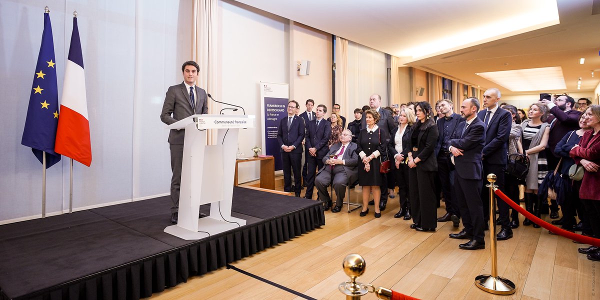 Le Premier Ministre <a href="/GabrielAttal/">Gabriel Attal</a> a tenu à rencontrer la très dynamique et diverse communauté française d'Allemagne, femmes et hommes qui font vivre l’amitié 🇫🇷-🇩🇪 ! Très heureux d'avoir pu accueillir cette rencontre <a href="/FranzBotschaft/">Botschaft Frankreich 🇫🇷 🇪🇺</a>.