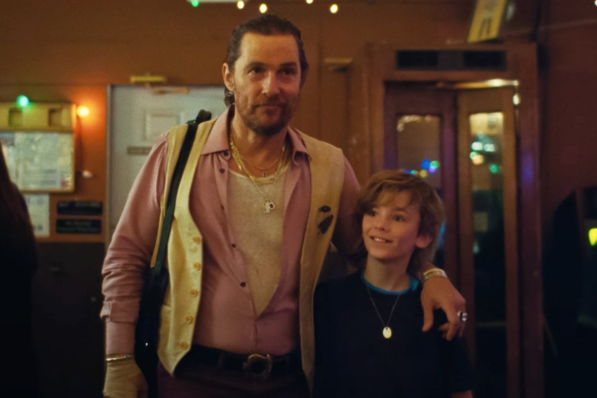 RollingStone's tweet photo. Alright, Alright, Alriiiight. 

Watch Matthew McConaughey star as a flawed father in Zach Bryan’s pool-hustling music video for “Nine Ball.”

🔗https://t.co/en6tJZ2eaJ https://t.co/DePa1lhOTT