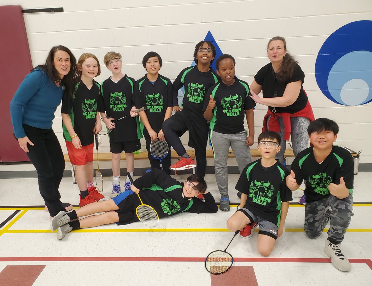 Congratulations to these outstanding athletes from @StLukeNepean in the @OttCatholicSB on a fantastic performance in the Board's Badminton Tournament today! #MovementIsMedicine 🏸