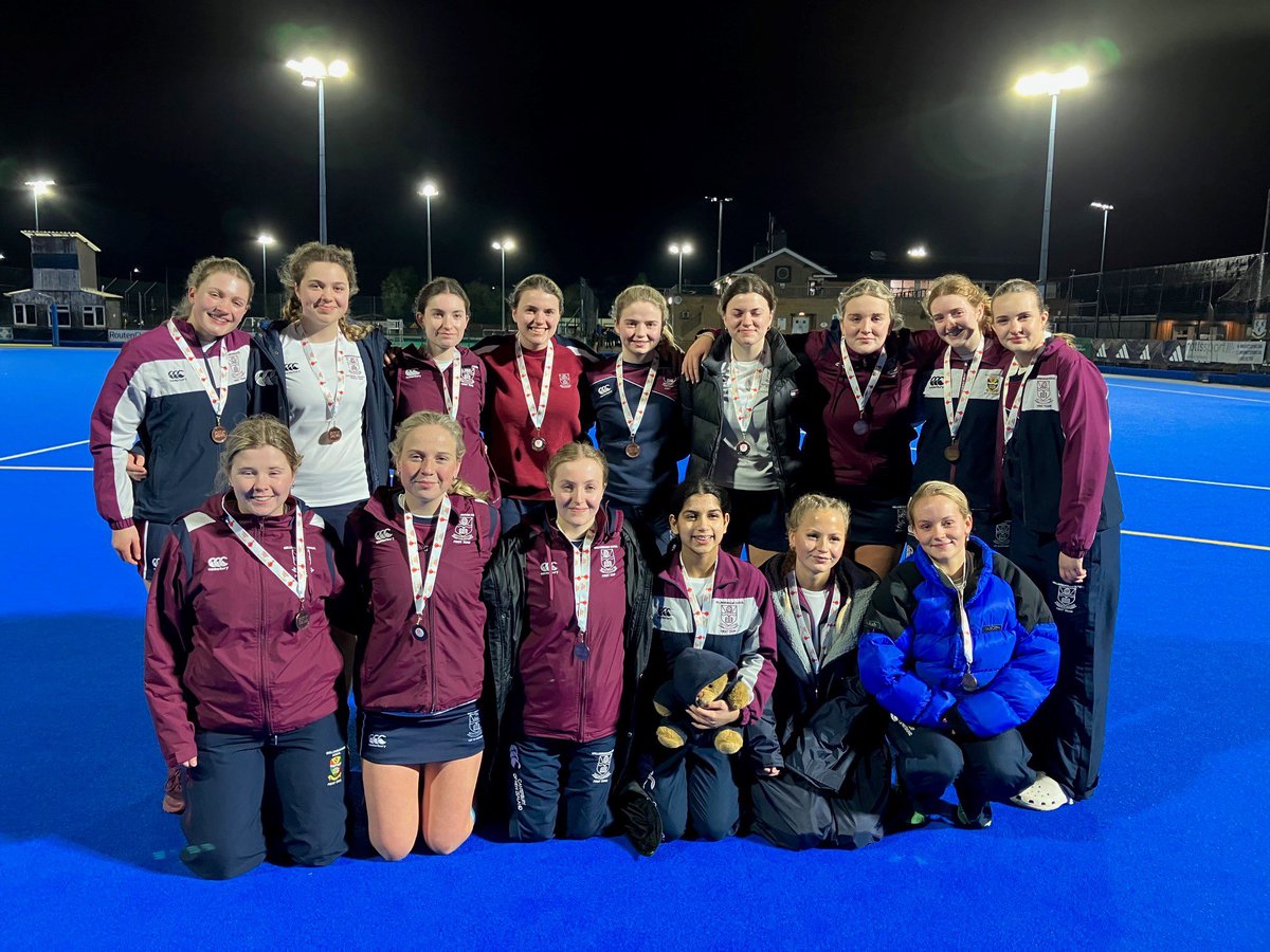 Girls’ Under 18 Tier 3 -
Winners – Sheffield High School
Runners up – St. Marys Ascot
3rd place – Wellingborough School
4th Place – Caterham School

Well done to all of the schools competing today 

🧵 3/3
