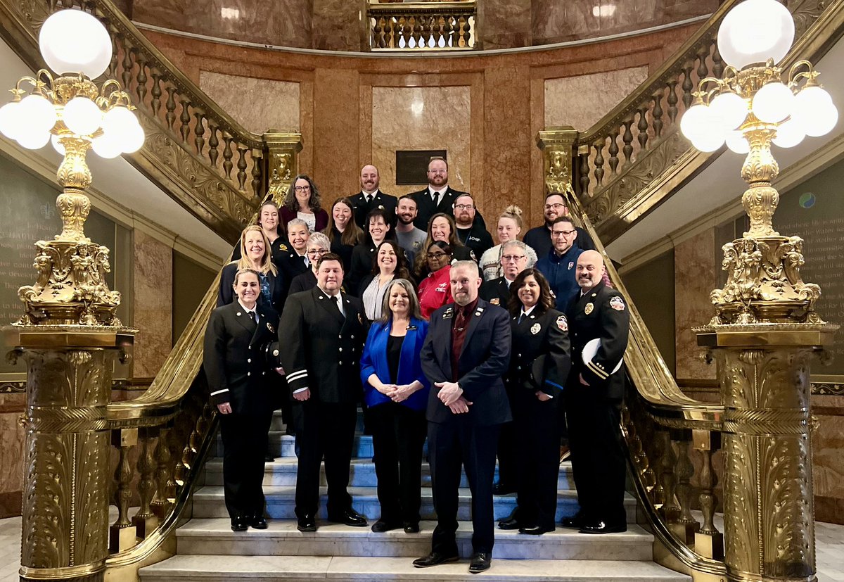 We got HB24-1016 through the House unanimously on third reading today, and on its way to the Senate!!! Emergency Dispatchers are that much closer to being classified as First Responders in Colorado, finally!!! 📞🚓🚒🚑🏥 #911Dispatchers #FirstResponders