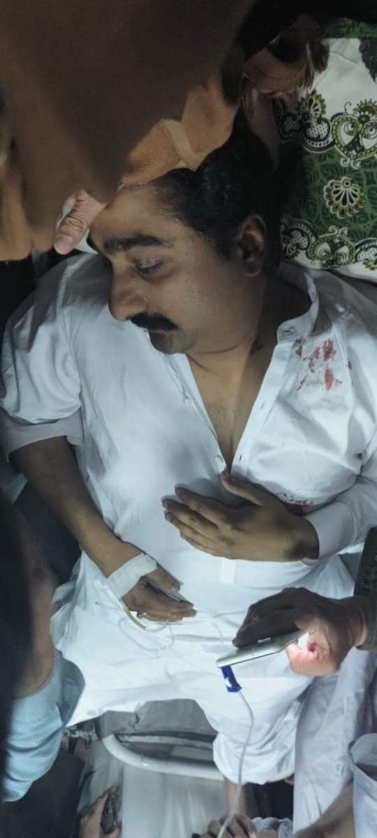 Farooque Nohari (@othofarooque) on Twitter photo ميرپورخاص .....پي ايس 46 جي پ پ اميدوار سيد ذوالفقار علي شاھ تي قاتلاڻو حملو , فائرنگ , گولي لڳڻ سبب زخمي
پيپلزپارٽي ٿرپارڪر ارباب لطف ٽيم طرفان سخت لفظن جي مذمت ڪجي ٿي
<a href="/SyZulfiqarShah/">Syed Zulfiqar Ali Shah</a> <a href="/arbab_lutfullah/">Arbab Lutfullah</a> ميرپورخاص .....پي ايس 46 جي پ پ اميدوار سيد ذوالفقار علي شاھ تي قاتلاڻو حملو , فائرنگ , گولي لڳڻ سبب زخمي
پيپلزپارٽي ٿرپارڪر ارباب لطف ٽيم طرفان سخت لفظن جي مذمت ڪجي ٿي
<a href="/SyZulfiqarShah/">Syed Zulfiqar Ali Shah</a> <a href="/arbab_lutfullah/">Arbab Lutfullah</a>