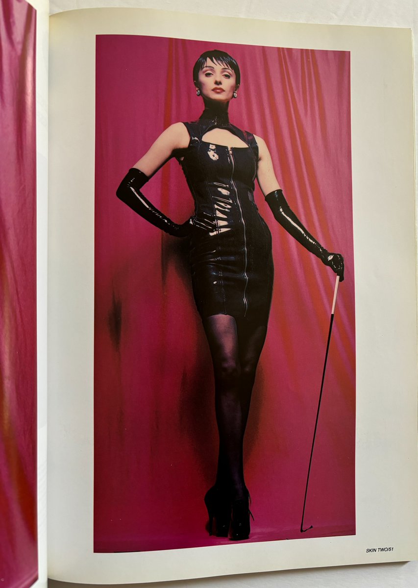 CoolStuff666's tweet photo. 💋SKIN TWO Magazine No. 15 1994 High Heels, Pierre Gilles 👠
Get it here: https://t.co/Cec1Pmx0wE
#Latex #fashion #skintwo #magazine #fetish #highheelshoes https://t.co/59k8TJOpPF