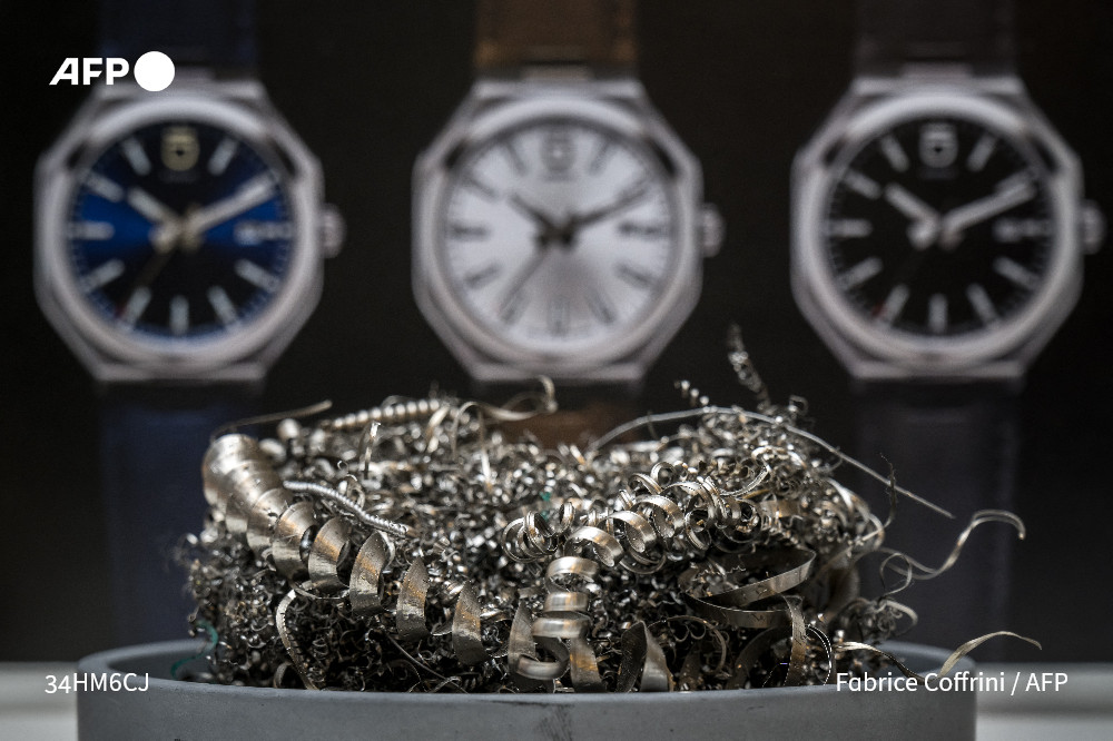 Vegetal leather and recycled stainless steel melted in a solar oven are among the materials a Geneva watch brand is using in its quest to make sustainable luxury timepieces.

u.afp.com/5p98