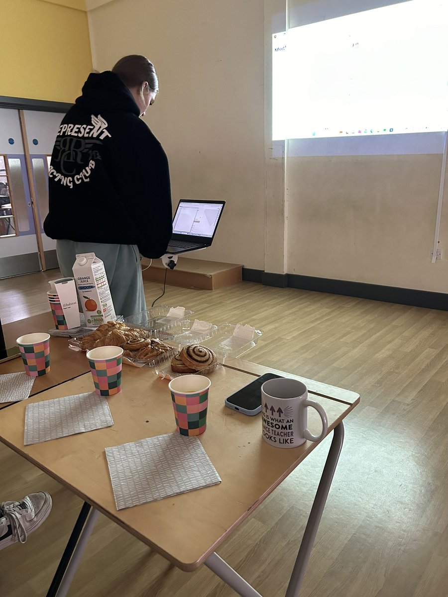 When it’s #loveyourteacher week and the sixth formers plan a full dance theory lesson with a starter quiz, an essay planning task, and a plenary task (with juice and pastries!) Perfect teachers 🤩🤩🤩