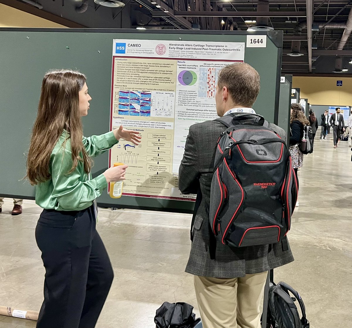 🦴🧬 Come see @vdM_lab Ana @ana_witkowski at #ORS2024 poster 1644 today