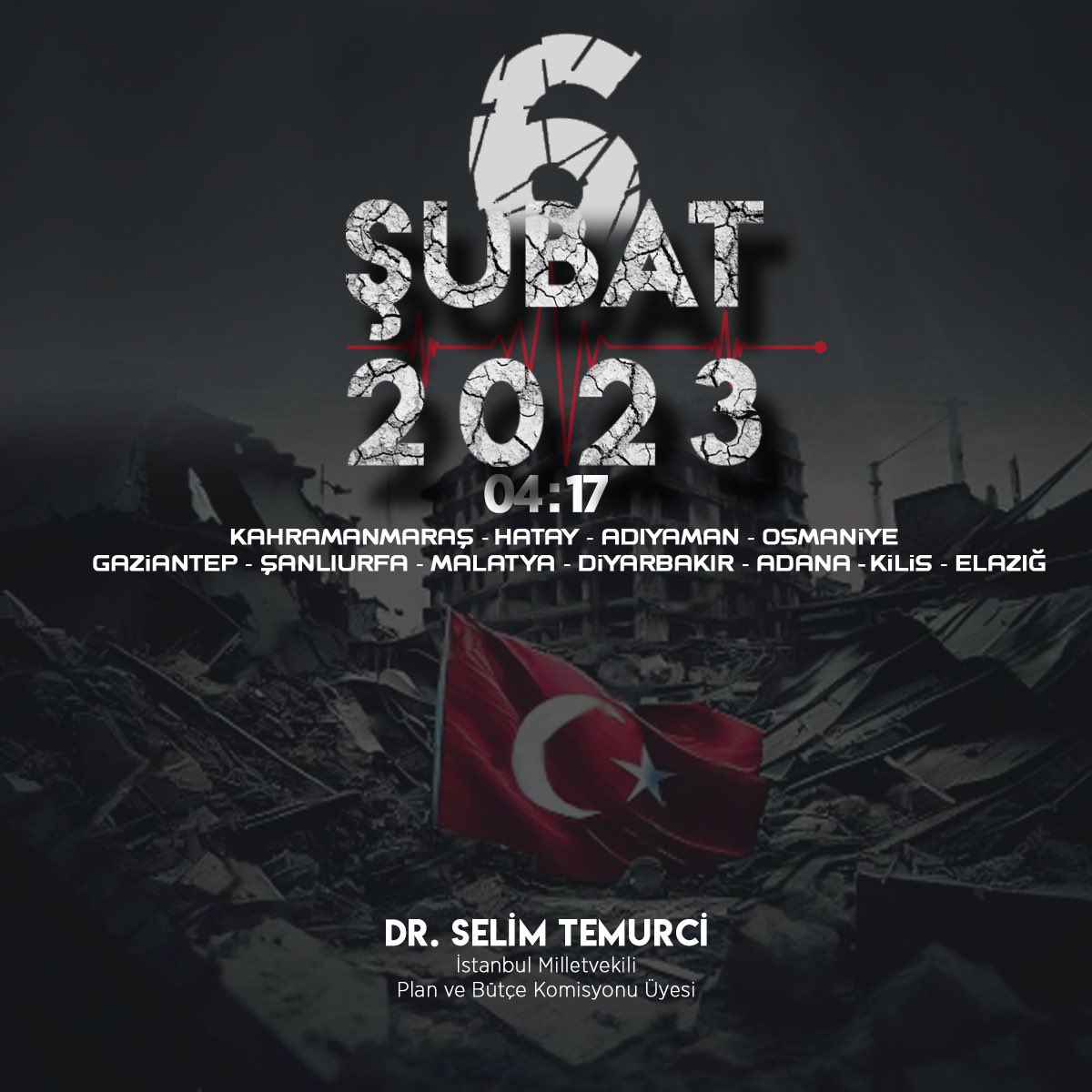SelimTemurci's tweet photo. Acılar vardır milletlerin tarihine yazılan, acılar vardır asla unutulmayacak…

Asrın felaketinin yıl dönümünde, depremde hayatını kaybeden kardeşlerimizi rahmetle anıyorum. Mekanları cennet olsun.  

Depremde yaralanan ve tedavileri hala süren vatandaşlarımıza Rabbimden şifalar diliyorum.

Çıkarmamız gereken çok ama çok ders var bu felaketten. Ülkemizi ve özellikle İstanbul’umuzu hızlıca depreme hazır hale getirmeliyiz. 
Kaybedecek bir günümüz kalmadı.