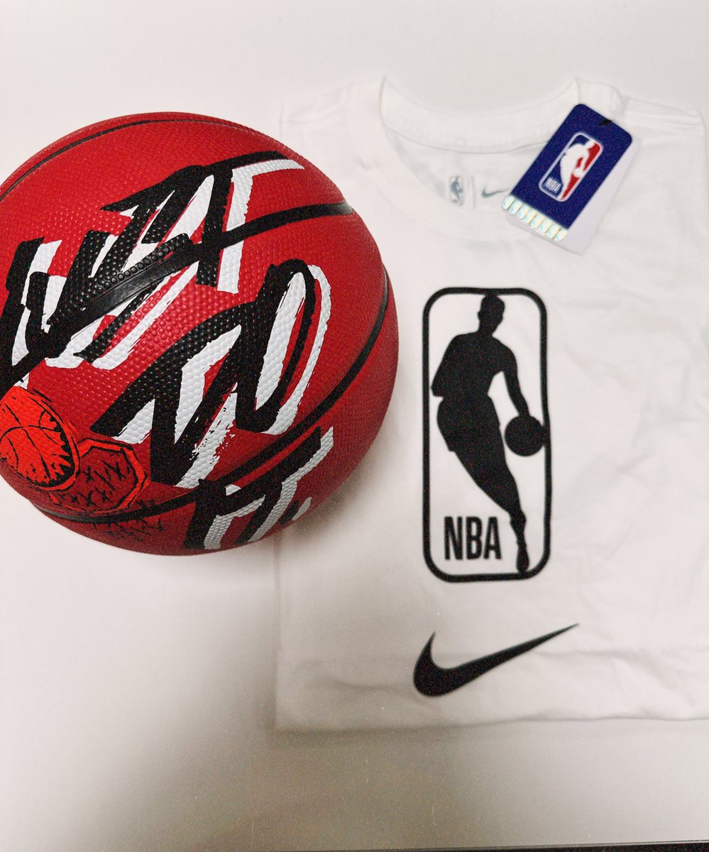 Sigue a @tdmas_cr, dale repost y participa por este combo de la #NBA. Sorteo mañana.