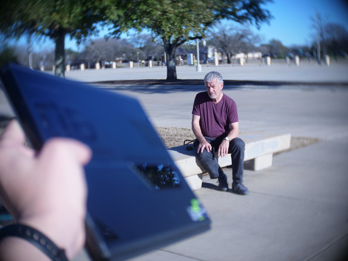 NoodleVEVO's tweet image. promised my dad I’d gift him the next laptop @asus_rog sent, but I also want to keep what they give me. they said they’d send him a #FlowZ13 for the holidays if I tweet about it (thank yuo asus)