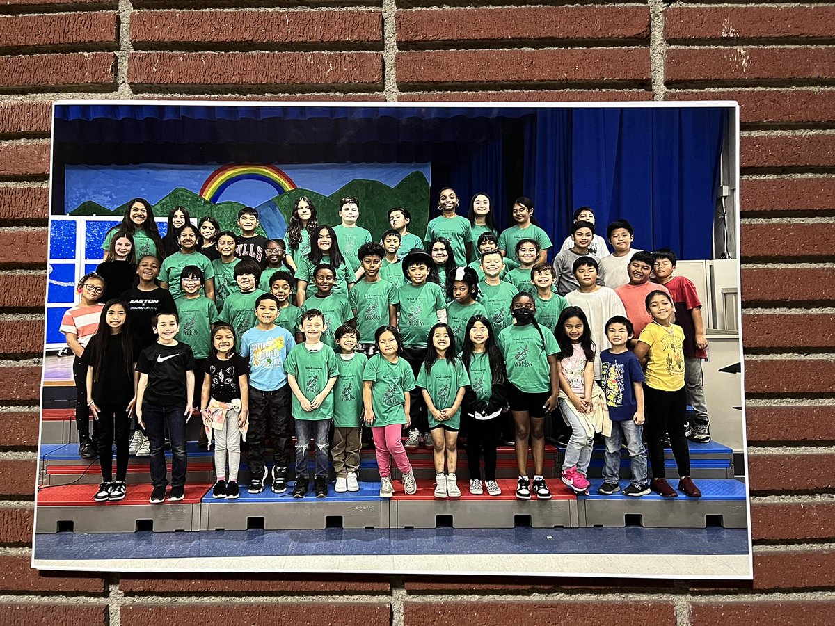 burbankabc's tweet photo. Congratulations to all of our Peter Pan cast for a very successful show! #burbankes https://t.co/5MFF8KFFas