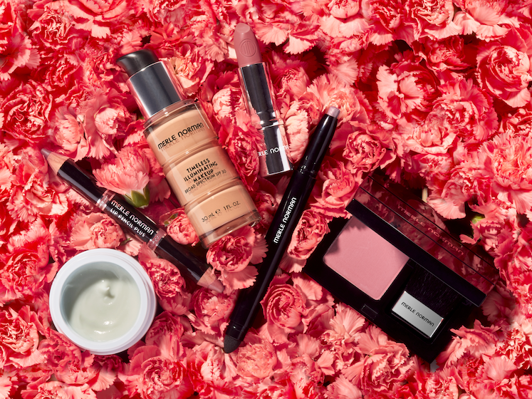 MerleNormanInc's tweet photo. Eyes like jewels✨ Beauty like flowers🌹 There's something for every #MerleGirl in our Valentine's Day Gift Guide here: https://t.co/nzawwLh3VK
#MerleNorman https://t.co/xlxC8xkBeR