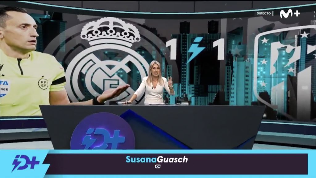 MedF1osTV's tweet image. 📺😂 La ¿magia? De la televisión en @MovistarPlus 

  😅  Del plató de #DeportePlus (que es completamente un croma) al outfit de @sguasch.