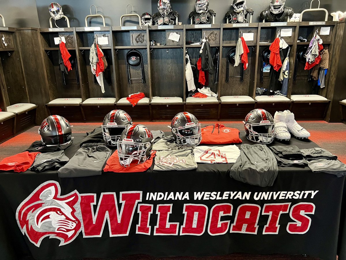 John Perry (@johnperry15_) on Twitter photo Had a Great Official Visit at <a href="/IndWesleyan_FB/">Indiana Wesleyan FB</a> last week. Thank you for the Hospitality and showing me around <a href="/Coach_Rode/">Andrew Rode</a> @CoachLauckIWU <a href="/Coach__AT/">Austin Taylor</a> <a href="/travispalmer7_/">Travis Palmer</a> and others. #OneBlood <a href="/IWUWildcats/">Indiana Wesleyan University Wildcats</a> Had a Great Official Visit at <a href="/IndWesleyan_FB/">Indiana Wesleyan FB</a> last week. Thank you for the Hospitality and showing me around <a href="/Coach_Rode/">Andrew Rode</a> @CoachLauckIWU <a href="/Coach__AT/">Austin Taylor</a> <a href="/travispalmer7_/">Travis Palmer</a> and others. #OneBlood <a href="/IWUWildcats/">Indiana Wesleyan University Wildcats</a>