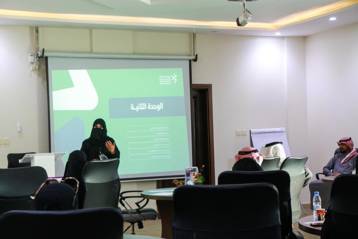 TabukVAs's tweet photo. بإشراف المركز الوطني لتنمية القطاع غير الربحي أقامت جمعية تبوك للعمل التطوعي ورشة عمل بعنوان 
" تصميم الفرص التطوعية " 
قدمتها الأستاذة : وضحى العنزي والتي استهدفت مدراء التطوع ورؤساء الفرق التطوعية والمهتمين في جهات القطاع غير الربحي بهدف تطوير مهارات المشاركين في تصميم الفرص التطوعية وجودة مخرجاتها. 
#العمل_التطوعي
#تبوك