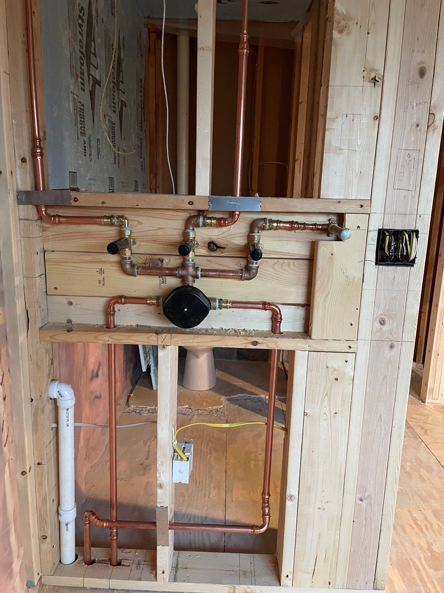 ago_brien's tweet photo. New build shower valve rough in!

#plumbing #plumber #newbuild #newhome #shower #bathroom https://t.co/9h7qlvymci
