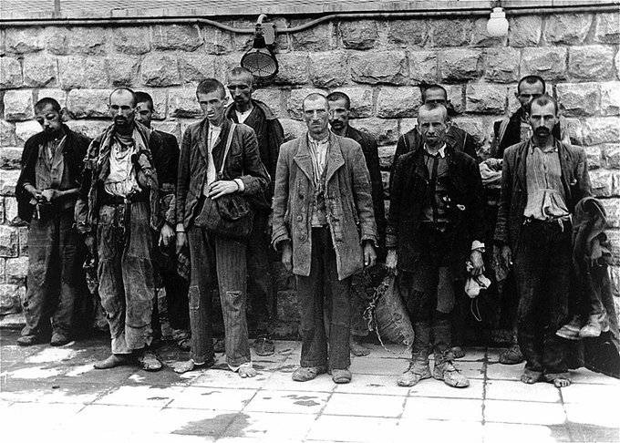 ReidEdwardII's tweet photo. Mauthausen Gusen, a German Concentration camp complex known for its cruelty and extermination through forced labor, was where many Polish intelligentsia and clergy were destined to perish.  

German doctors subjected Mauthausen prisoners to pseudoscientific medical experiments, including testing levels of testosterone, experimenting with delousing chemicals, medicines for tuberculosis, and nutrition experiments. 

Camp physician Hermann Richter surgically removed significant organs—e.g., stomach, liver, or kidneys—from living prisoners solely to determine how long a prisoner could survive without the organ in question.

Eduard Krebsbach, the executive camp doctor between autumn 1941 and autumn 1943, killed an undetermined number of prisoners by injecting phenol directly into their hearts.

The SS also killed thousands of prisoners by shooting, hanging, and mistreatment. 

Tens of thousands more died as a direct result of the harsh living conditions in the camp, succumbing to starvation, exposure, and disease.

An estimated 197,464 prisoners passed through the Mauthausen camp system.

At least 95,000 died there and the majority of those murdered were Polish prisoners.