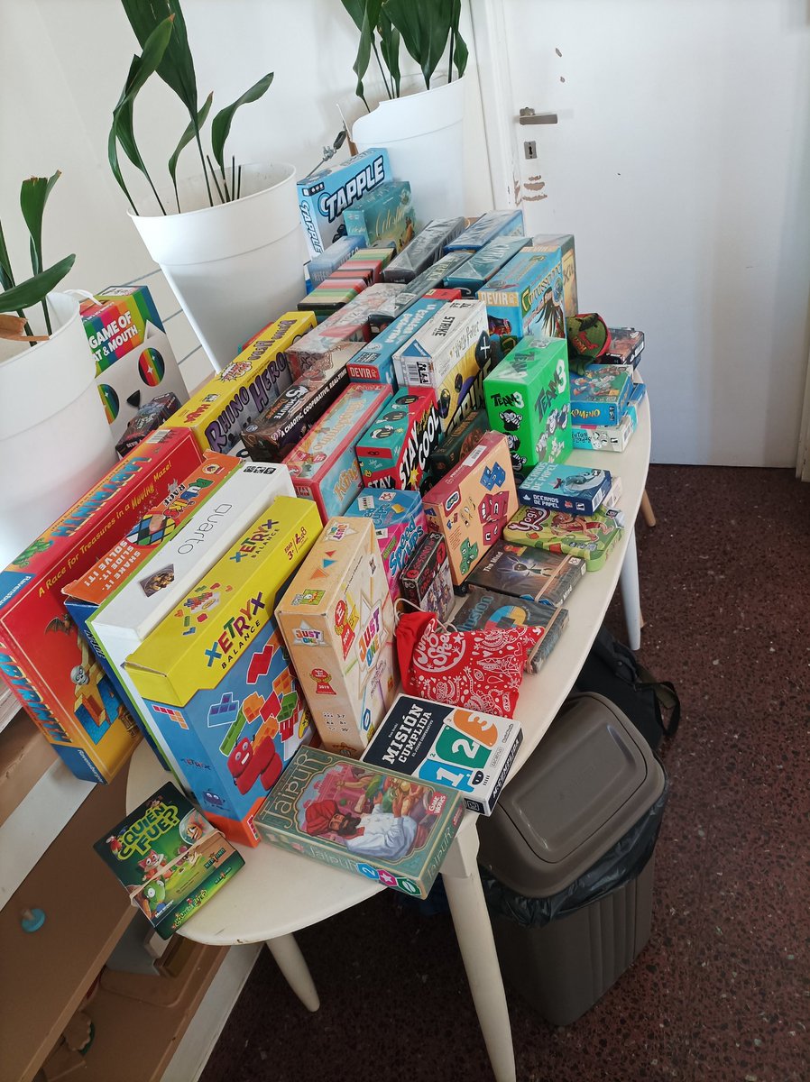 En mi laburo hay un evento de juegos de mesa , el mejor fucking dia de mi vida