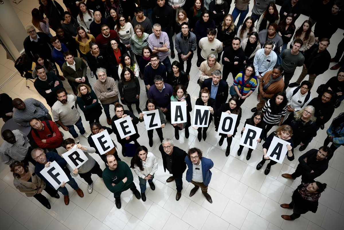 📢本日 #グアテマラ 🇬🇹で、出版人ホセ・ルベン・サモラ氏が裁判への出廷を控えている中 #FreeZamora （サモラ解放）の呼びかけでRSFの国際チームは心を一つにしている！

RSFラテンアメリカ支局長も、同国へのアドボカシー活動の一環として裁判に立ち会う。

 詳細はこちら 👉buff.ly/3Uw4JMY